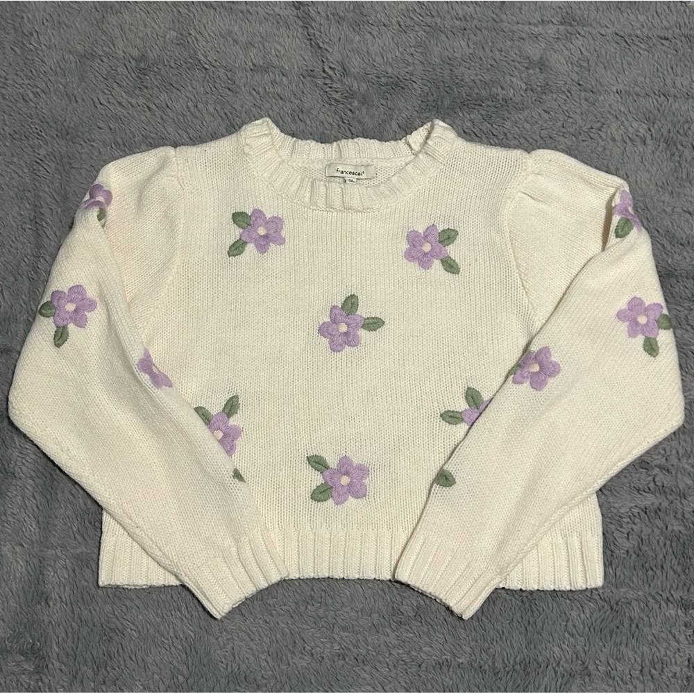 Francesca’s Cream Purple Floral Embroidered Crewneck Sweater - M
